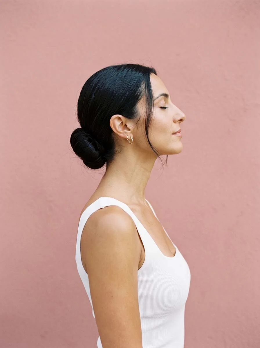 Home 18 Sleek Low Bun